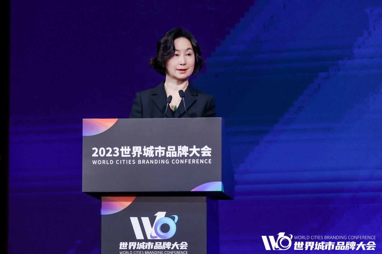 世界旅游经济研究中心主席、信德集团有限公司行政主席兼董事总经理何超琼