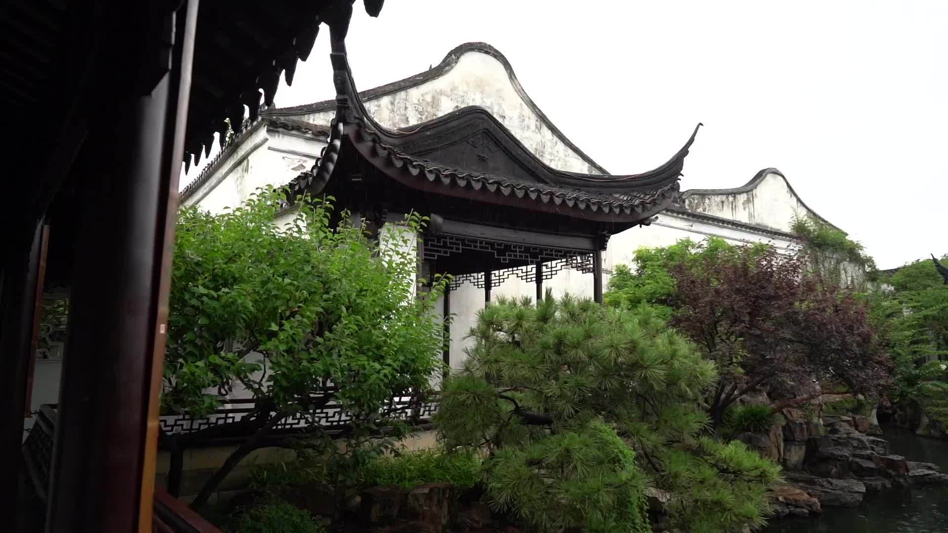 开全新奔驰GLC越野姑苏 听起来酷不酷？
