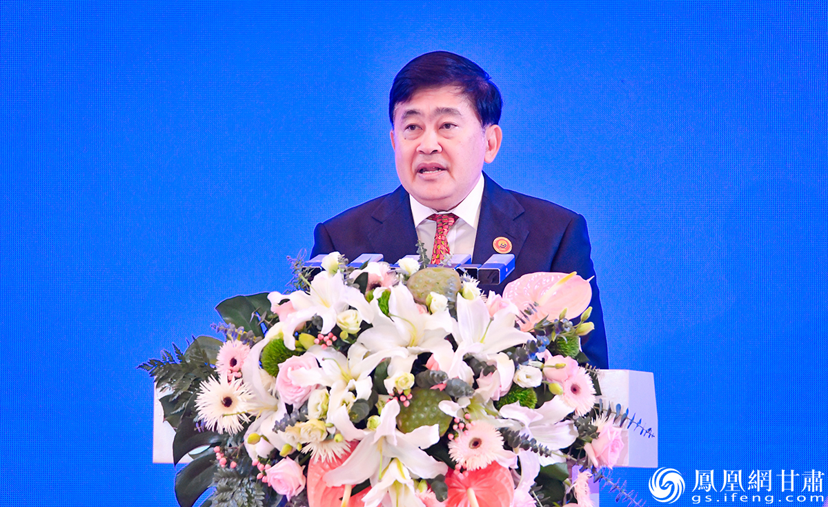 泰国驻华大使阿塔育&middot;习萨目介绍，今年前5月泰国与甘肃省的进出口贸易额同比增长17倍。杨艺锴 摄