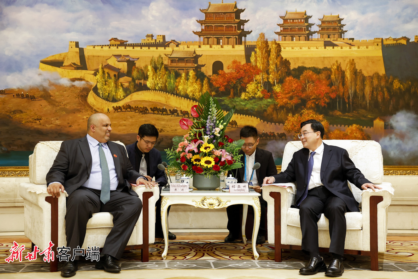 7月5日，省委书记、省人大常委会主任胡昌升在兰州会见了沙特阿拉伯投资部副部长赛乐率领的代表团一行。新甘肃&middot;甘肃日报记者 孟捷