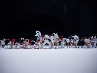 耐克携手Parris Goebel呈现“Goddess Awakened”大秀
