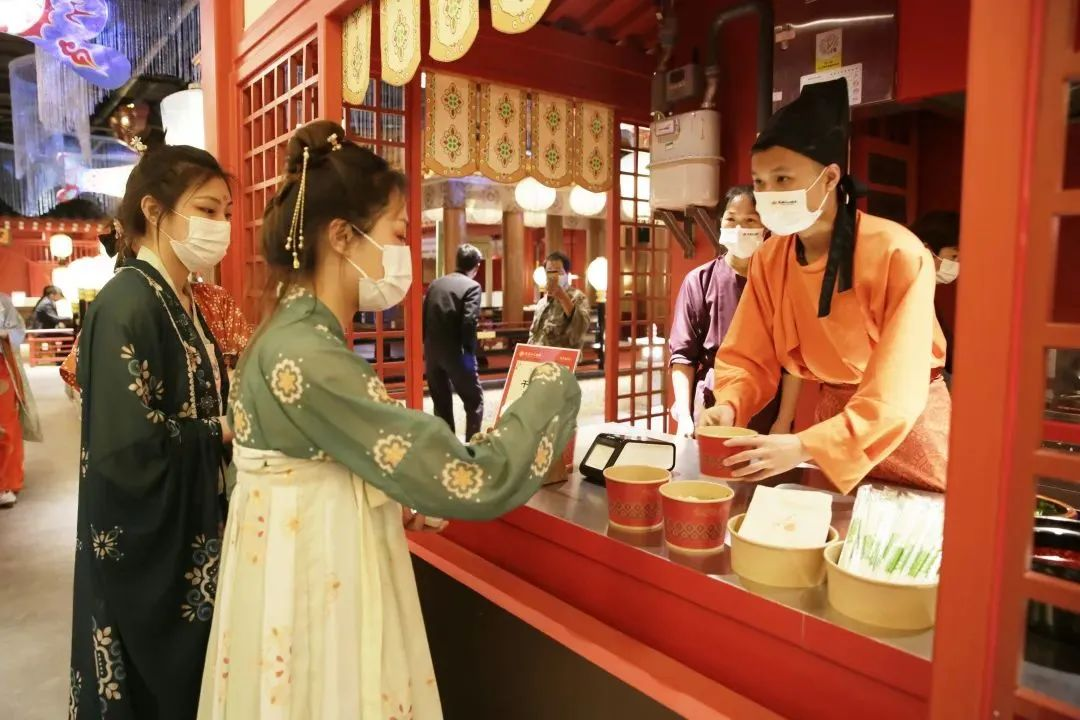 “长安十二时辰主题街区” ——陕文旅沉浸式体验街区品牌塑造与传播案例荣获“长城奖-文旅好品牌”银奖及景区及博物馆品牌优秀案例