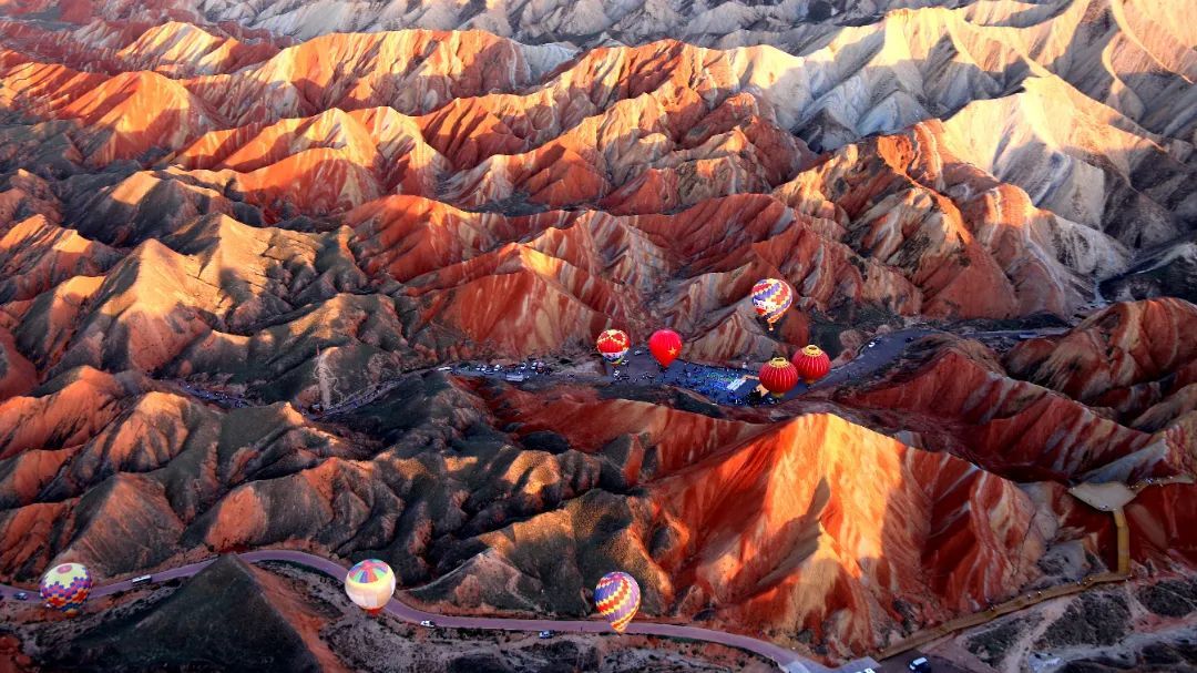 这个暑假，东方甄选邀您一起玩转张掖