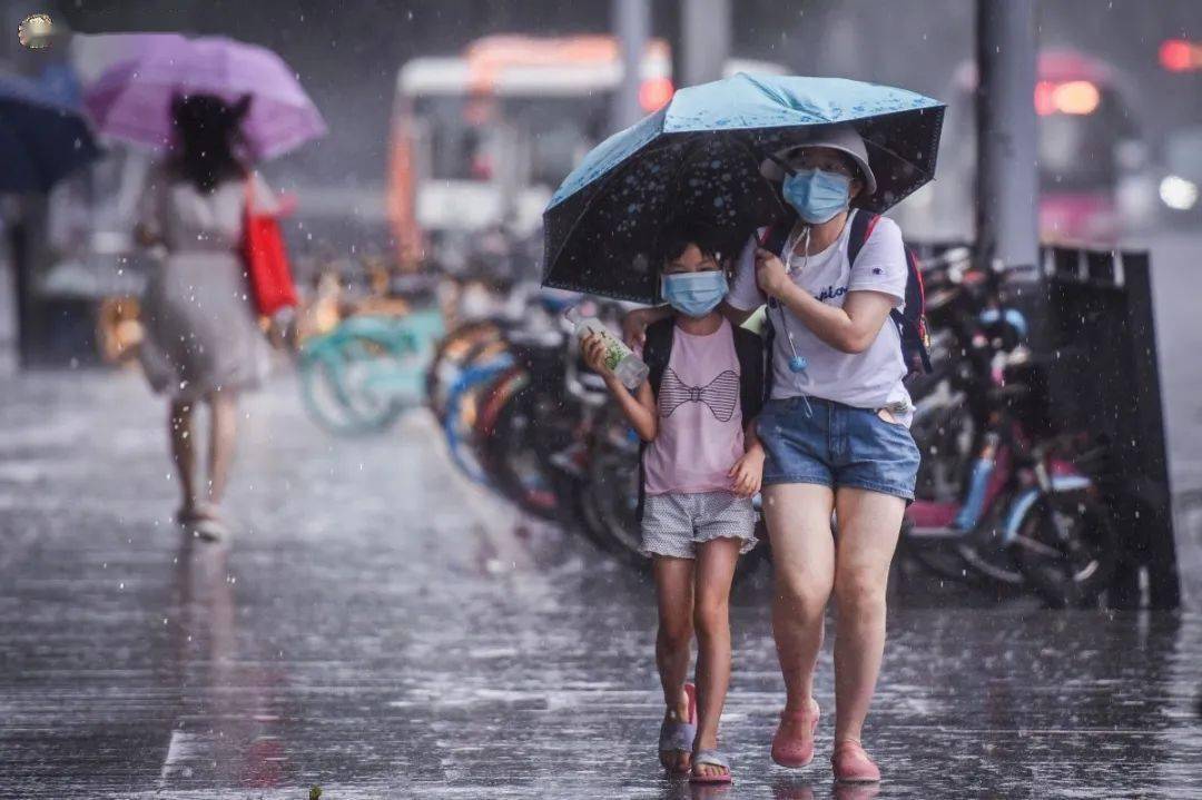 郑州今夜有小到中阵雨、雷阵雨 局地有短时强降水、雷暴大风凤凰网河南_凤凰网