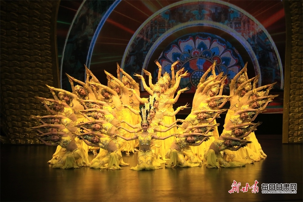 敦煌文旅融合“大戏”越唱越精彩 这一趟体验感绝了凤凰网甘肃_凤凰网