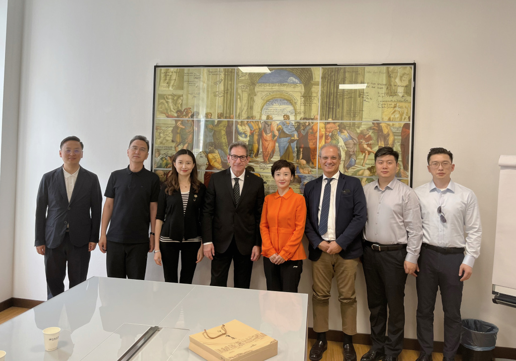 重庆招商团拜访意大利联合圣保罗银行