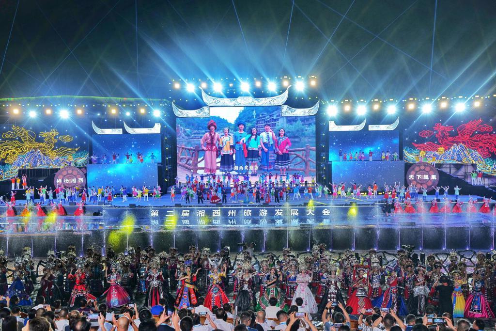△活动在演员充满热情的演绎中圆满落幕。
