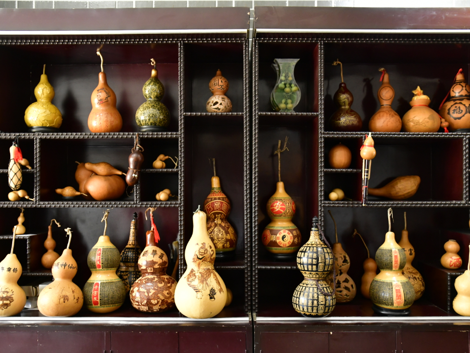 图为文水烙画葫芦（图源：文水县政协）