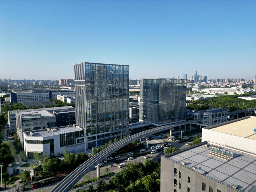 阿特斯阳光能源科技有限公司 6D853CD145A4D31E4BA97D59C0094A3E0BB9A33D_size1151_w1080_h810.png