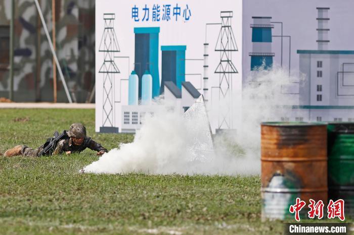 武警上海总队开展地雷与爆破课目实战化演练
