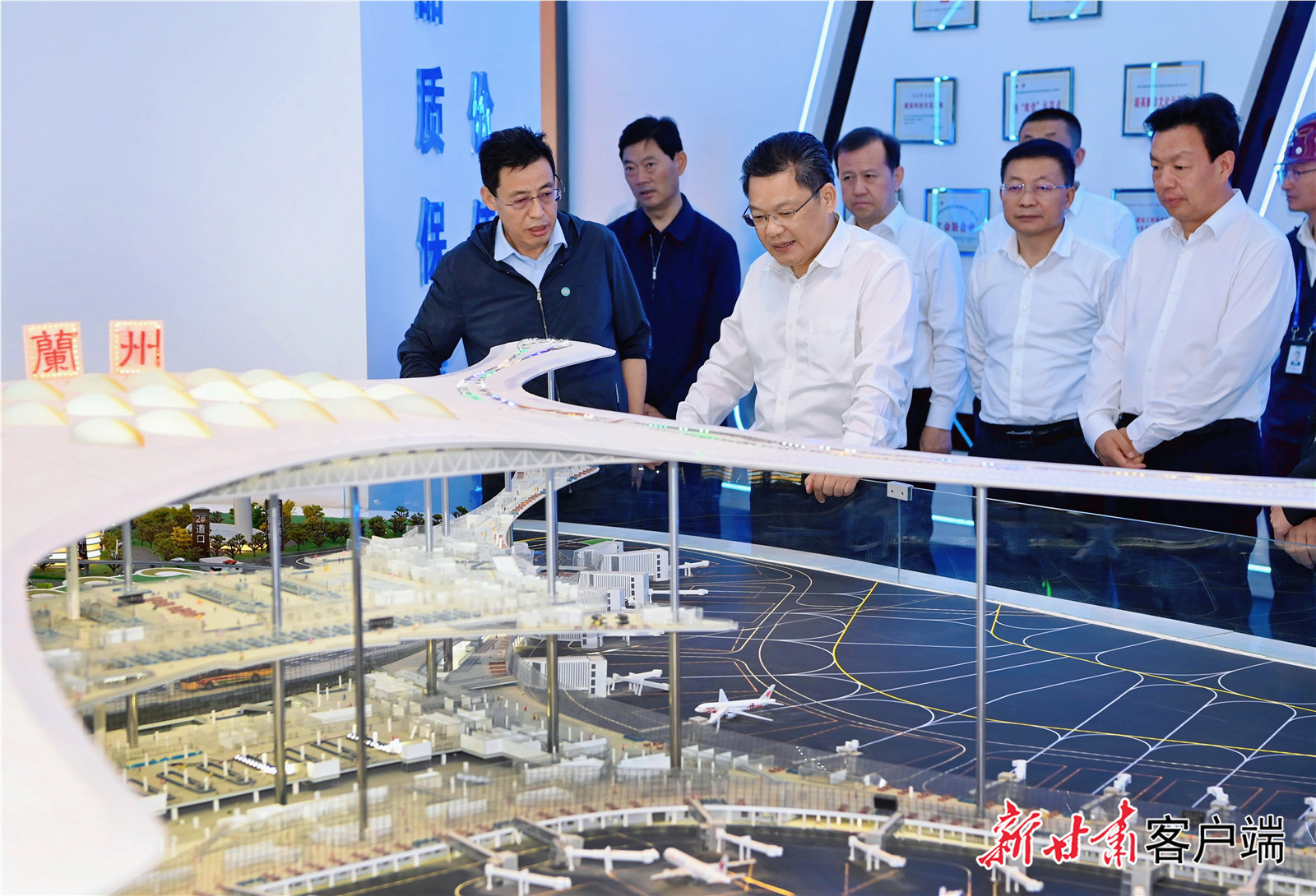 任振鹤：智慧建造“西部样板标杆机场”