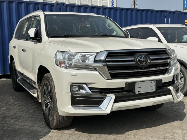 国六丰田酷路泽5700vxrgts顶配西安16x