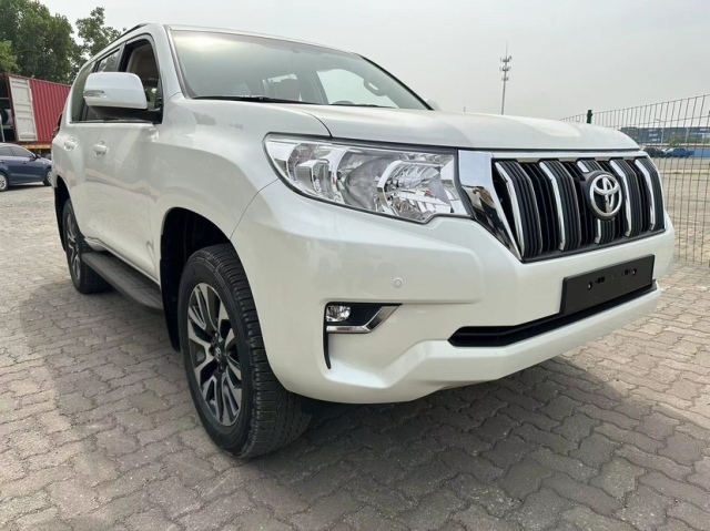 23款丰田霸道4000gxr顶配天津提68万_凤凰网汽车_凤凰网