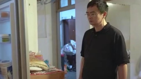 51岁开始的独立：天才翻译家金晓宇失去父亲后