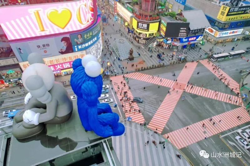 长沙“粉红斑马线”崭新回归。长沙晚报全媒体记者 郭雨滴 董阳 摄