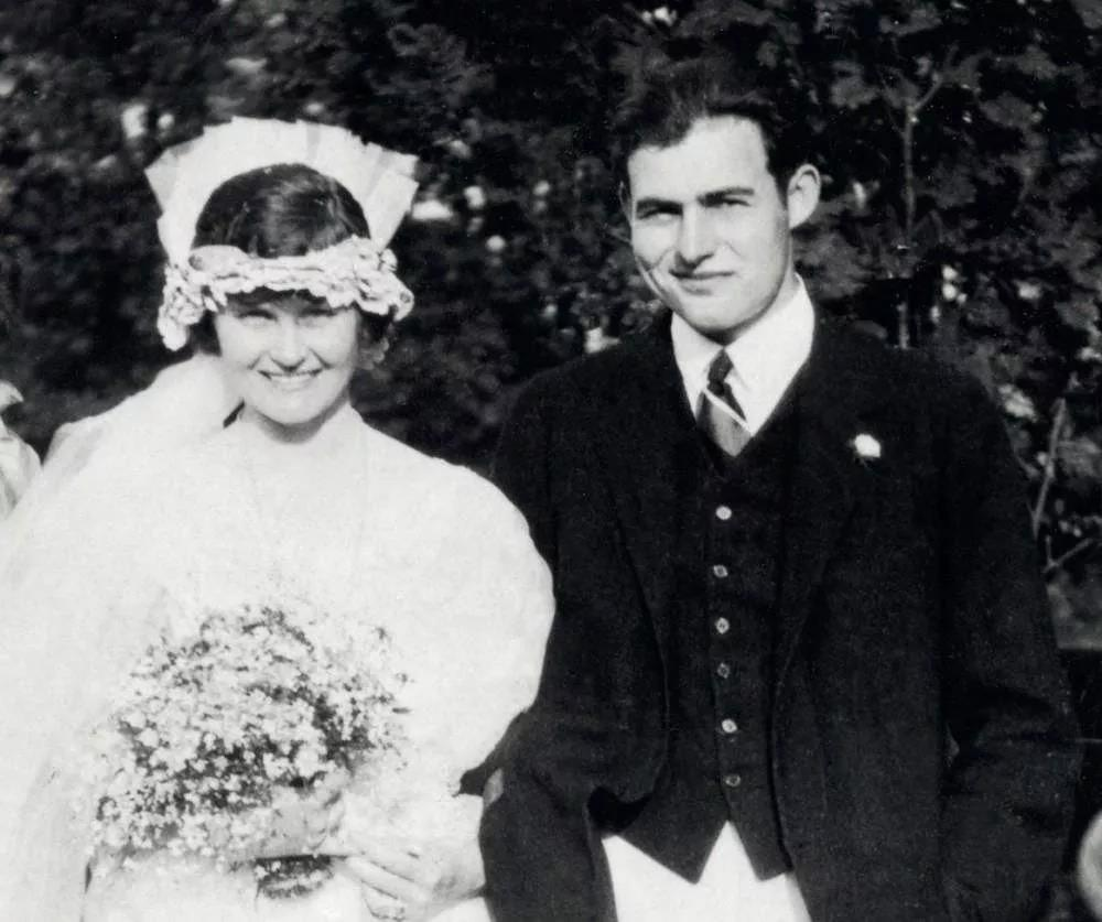海明威与第一任妻子哈德莉·理查德森