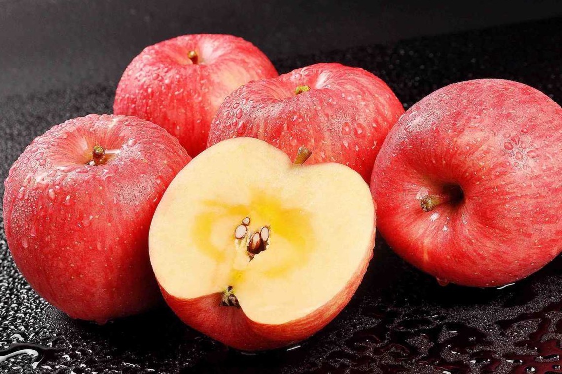 晚上吃蘋果等於吃毒藥？提醒：這4類水果不能碰，部分可致癌