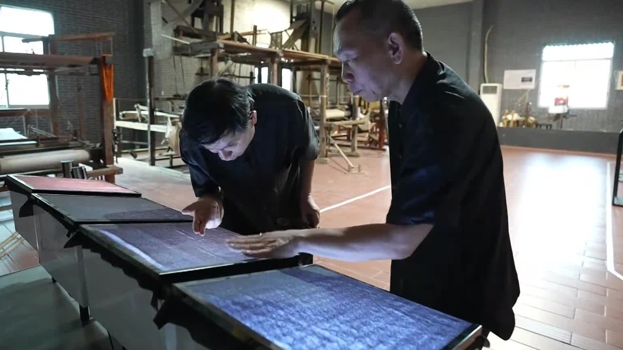 有丝绸中“黑珍珠”美称的香云纱，为何曾一度消失在人们的视野？