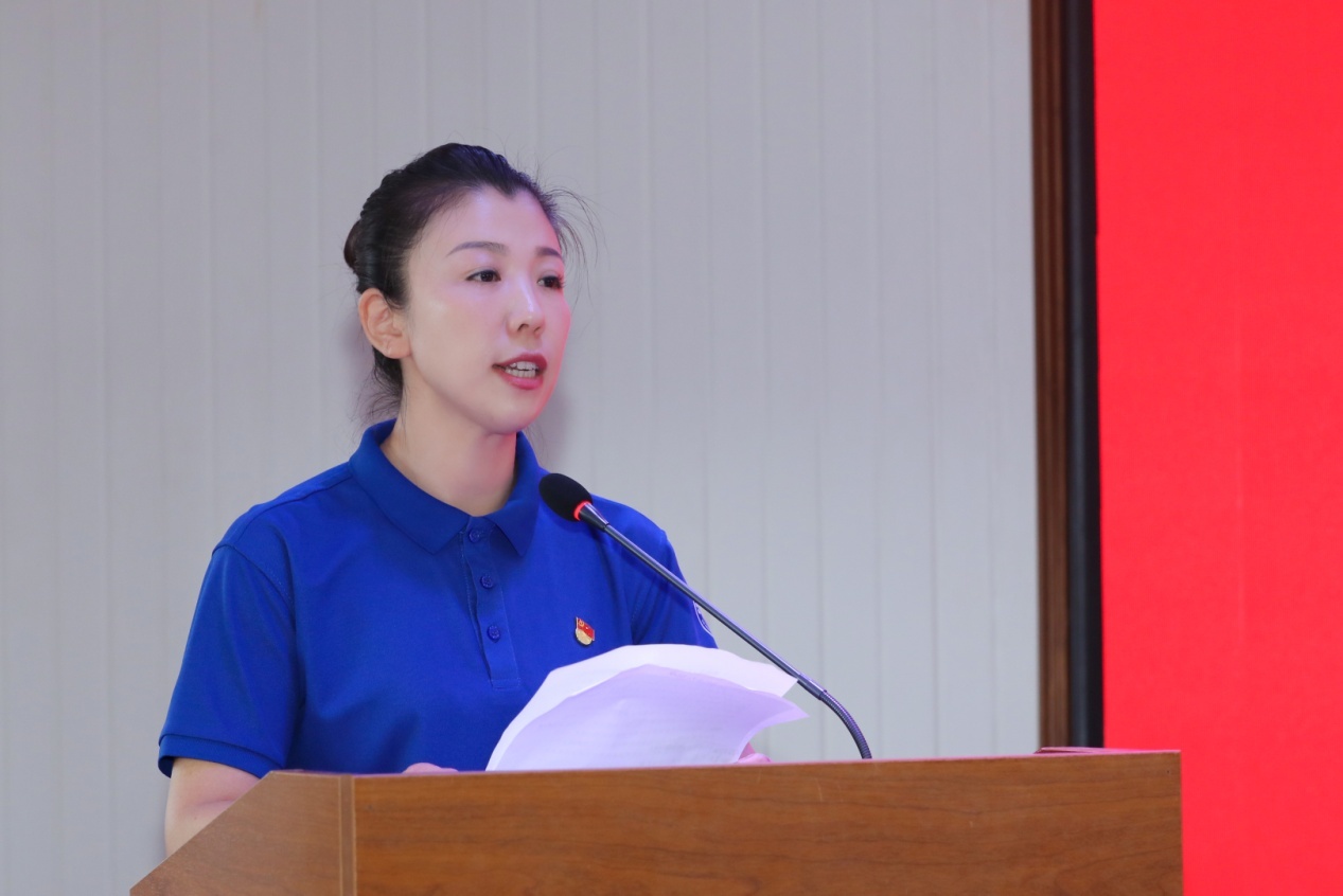 范琳琳作开班动员讲话