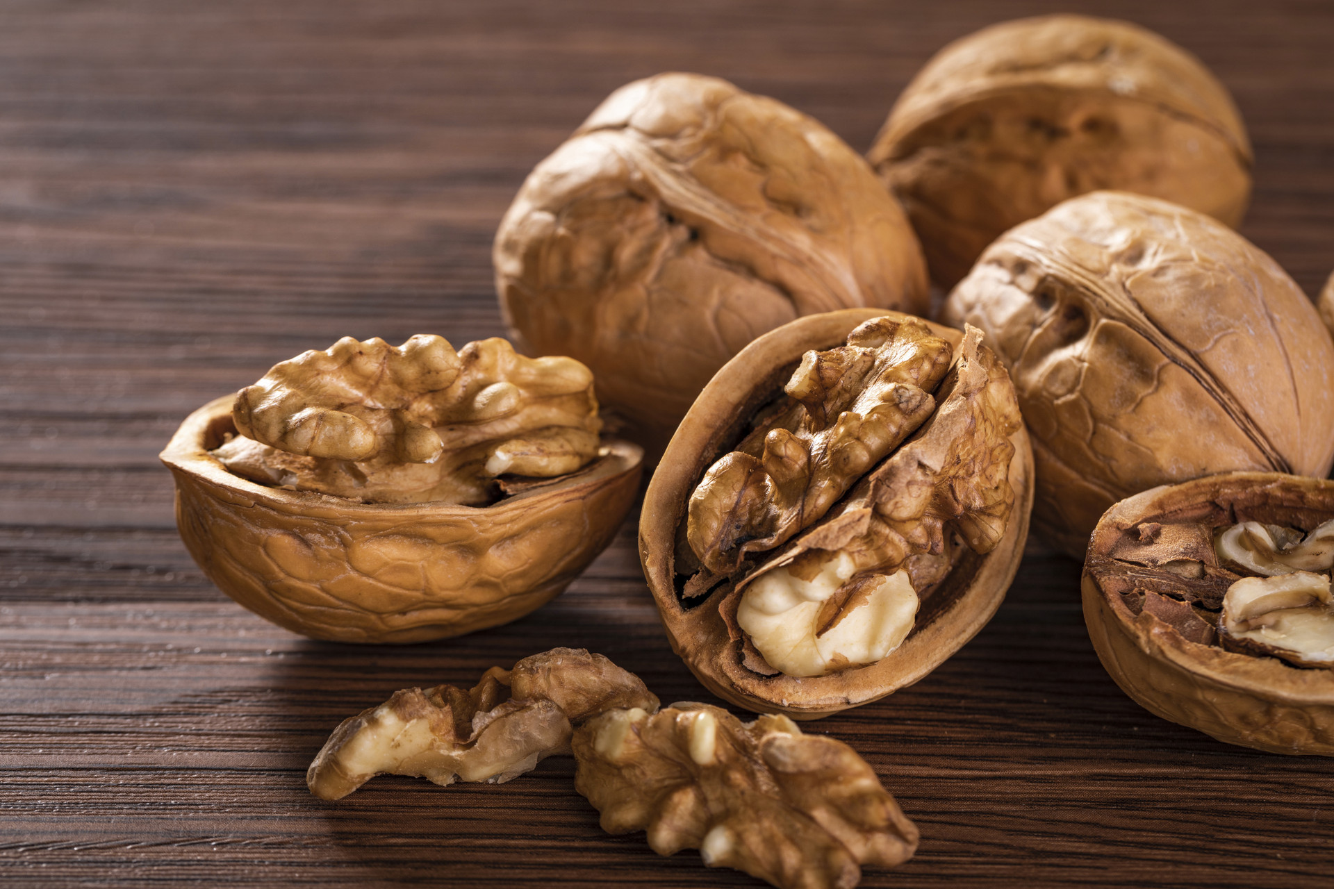 创建乡土知名品牌 胶州吴家核桃“盘”出致富新路子