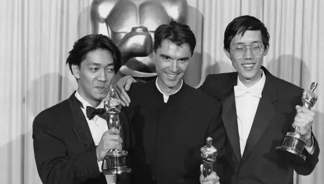 坂本龙一凭《末代皇帝》获奥斯卡金像奖最佳原创配乐奖