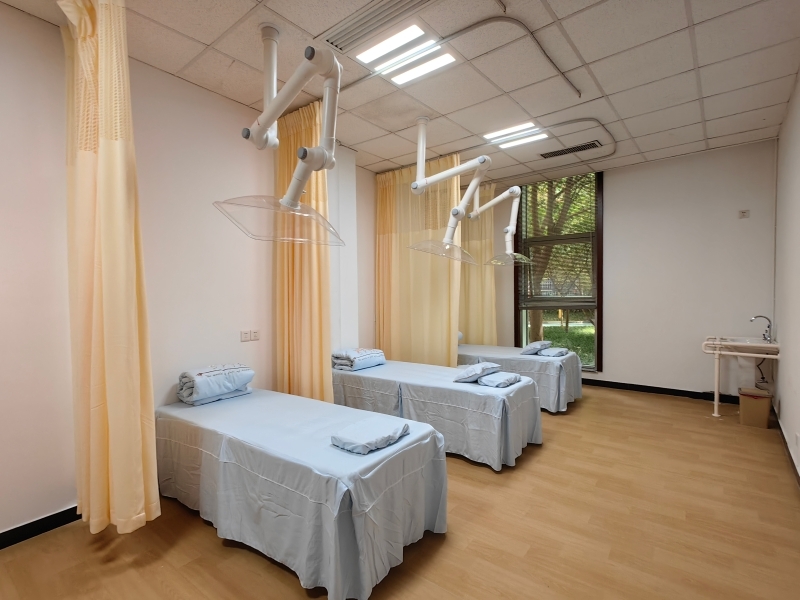 中铁乐享完整社区康养中心