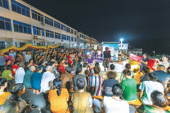 宁海下渔村的夜市火了