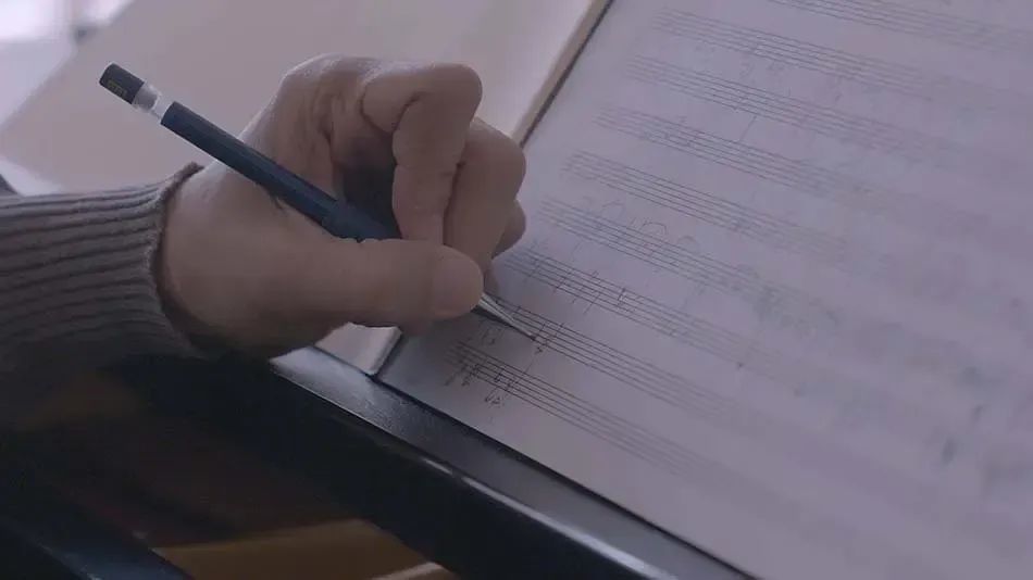 坂本龙一:我还能看到多少次满月升起?
