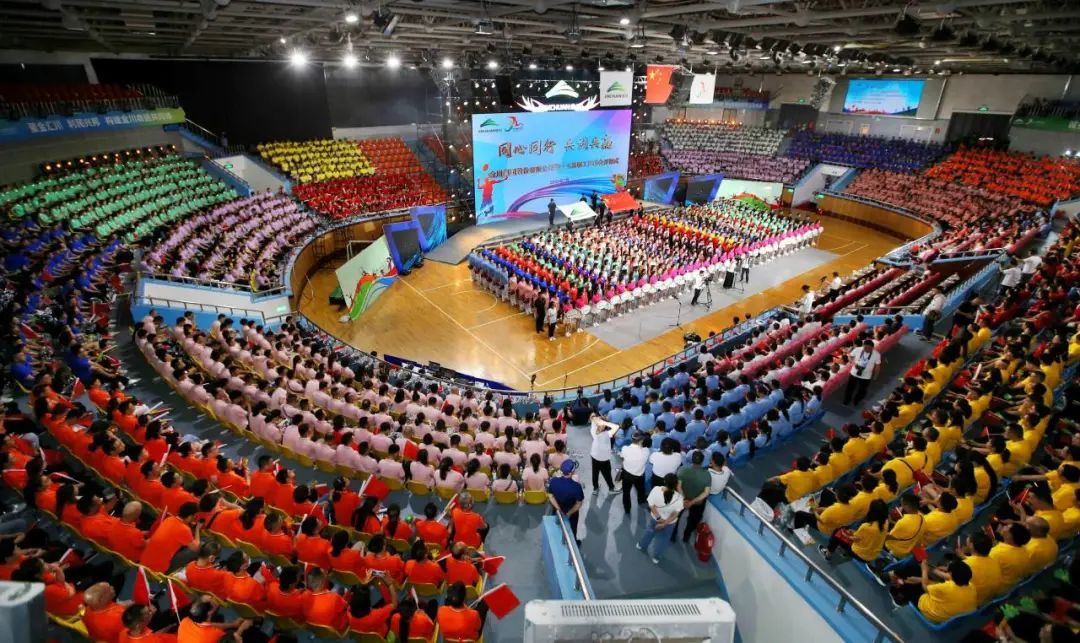 金川集团第十九届职工运动会开幕 张俊成 摄