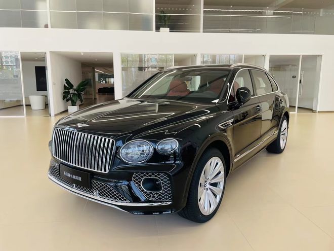 23款宾利添越加长版现车黑红330万裸车_凤凰网汽车_凤凰网