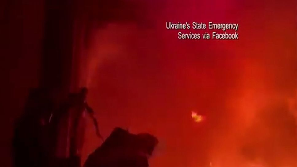 乌敖德萨连续两晚遇袭，粮仓起火，敖德萨市长：这是地狱般的夜晚
