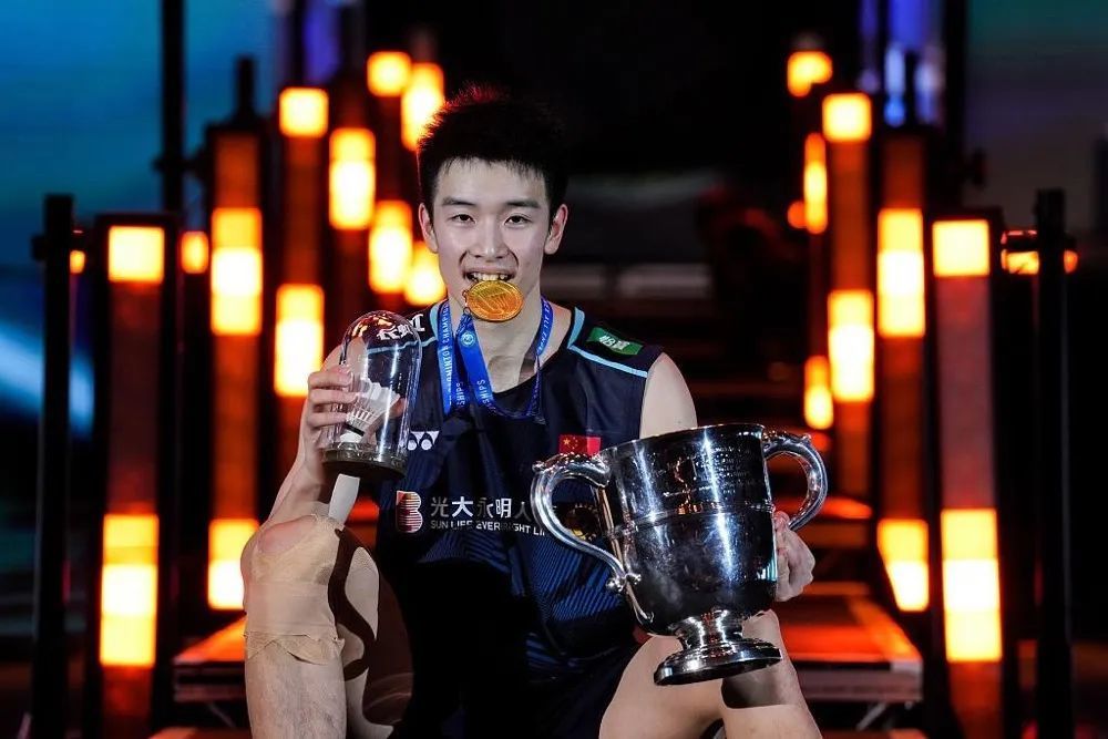 江西运动员李诗沣获美国羽毛球公开赛男单冠军