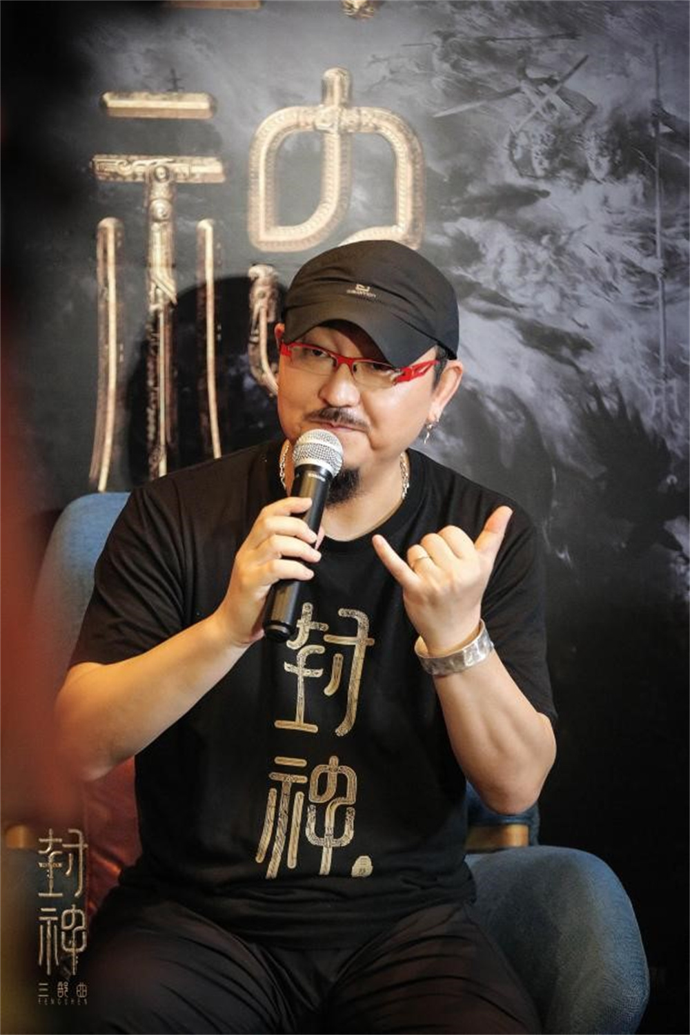 导演乌尔善，电影作品不多，但已经是当代中国电影的扛鼎人物。