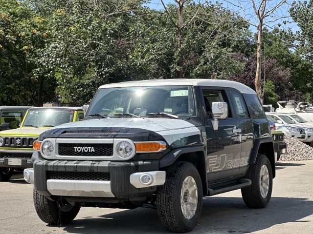 2023款酷路泽fj本月最新价格越野车专卖