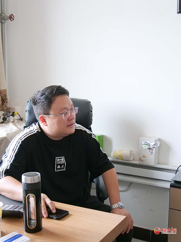 接受采访的张文博 陈晓航/摄