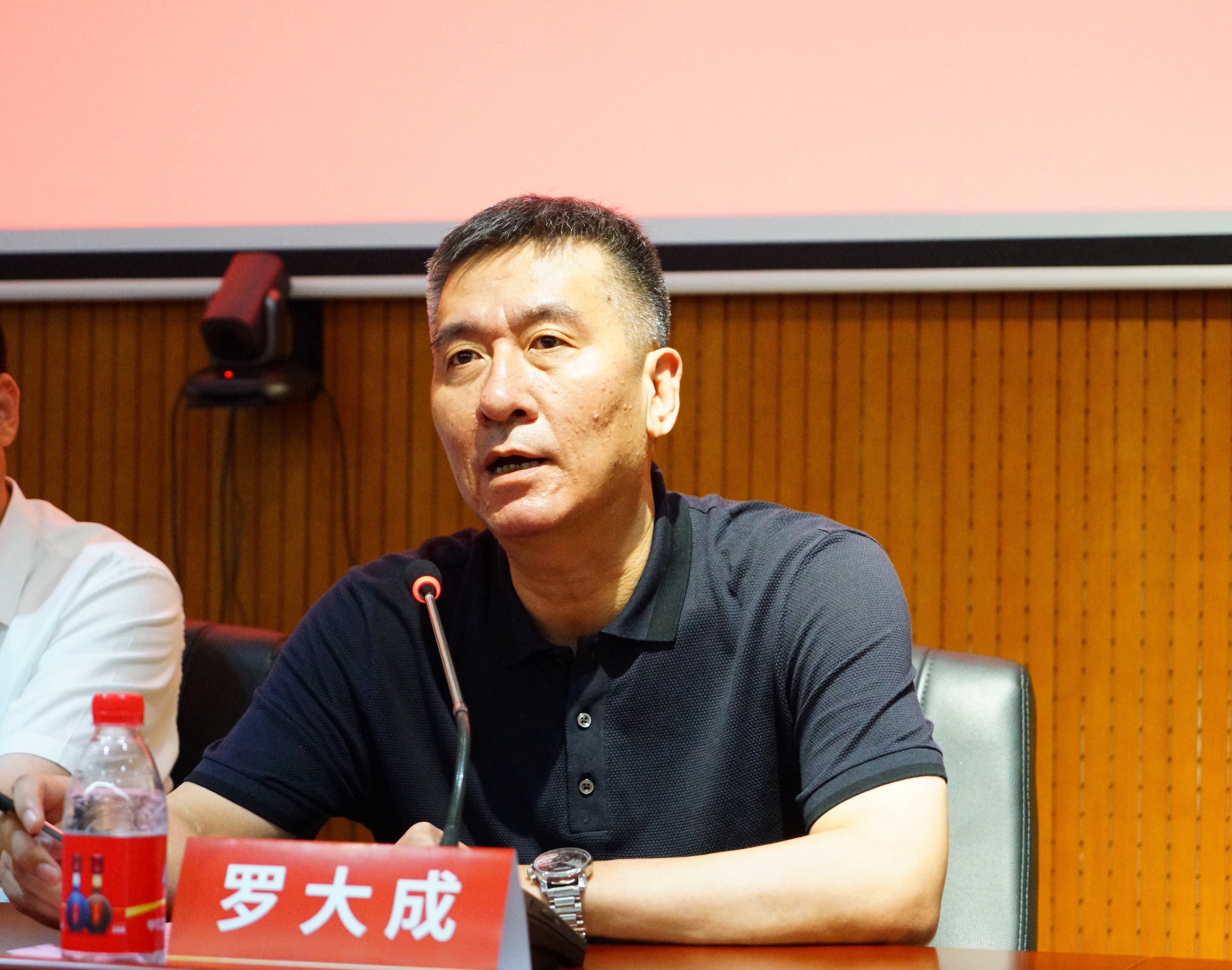 甲等20十八酒坊金奖明星演唱会  新闻发布会在石家庄召开