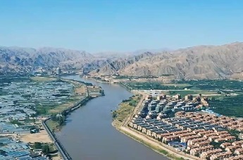 女大学生返乡创业忙 智慧和美乡村让新农人奋斗底气足