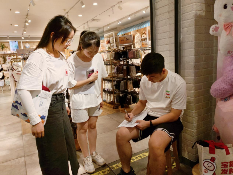 江西师范大学“新光筑梦”社会实践队开展暑期“三下乡”活动