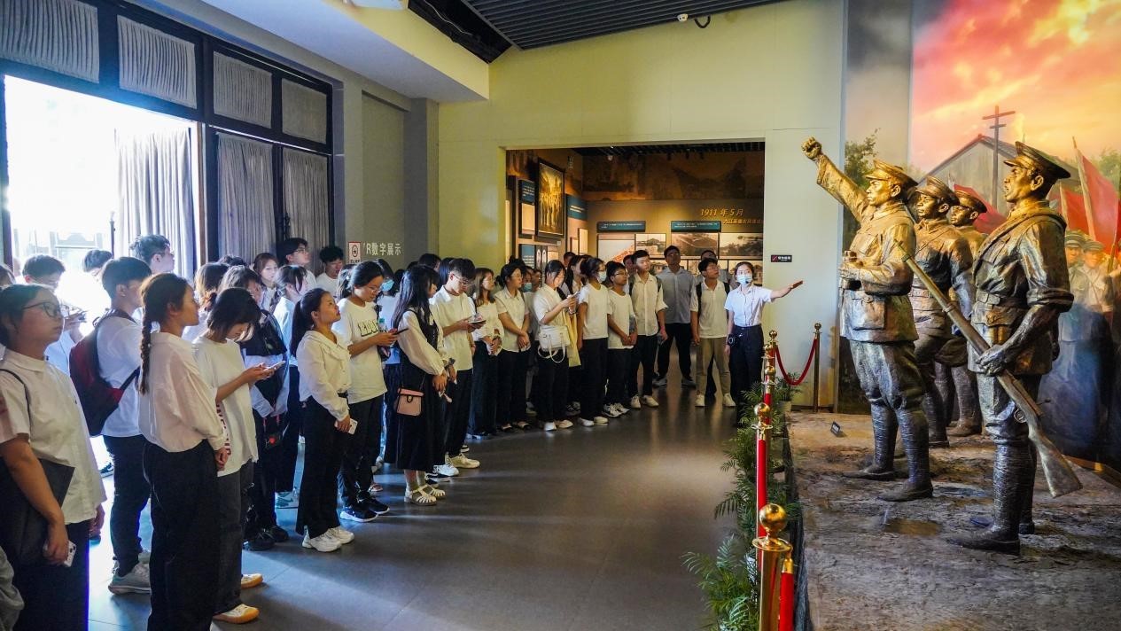 南昌红谷滩区:以青春之名 赴家乡之约