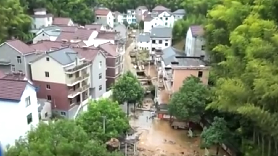 杭州富阳区暴雨成灾 致5死3人失联