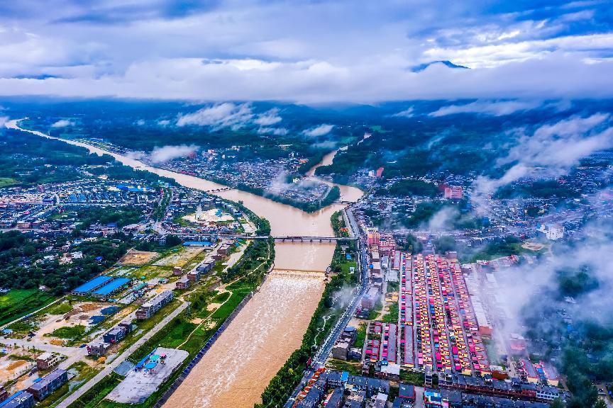 南召县南河店镇暴雨过后的梦幻乡村 摄影杨春英