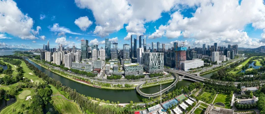 位于南山区大沙河西侧的深圳高新科技园南区以及生态科技园.