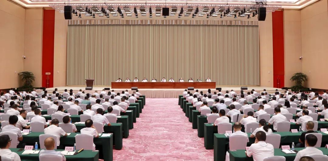 7月26日,梁平区推动制造业高质量发展大会召开。