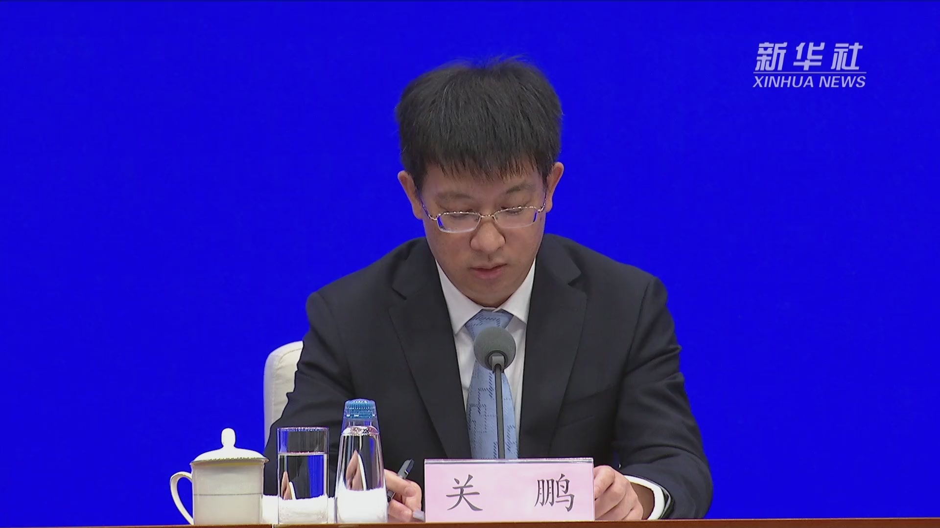 国家发展改革委：今年上半年风电和太阳能发电量同比分别增长16%和7.4%