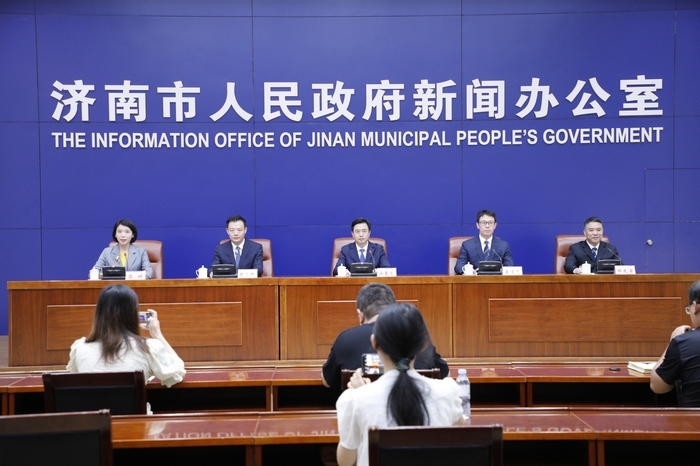 济南新旧动能转换起步区地区生产总值上半年同比增长36.7%