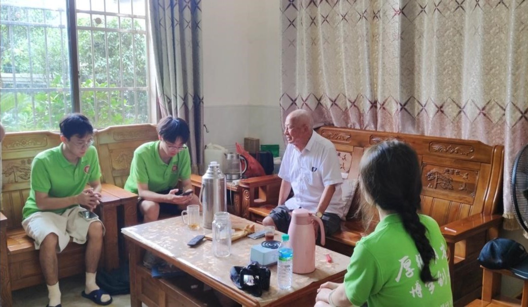 江西财经大学软件学院薪火相传红色寻迹团走进遂川