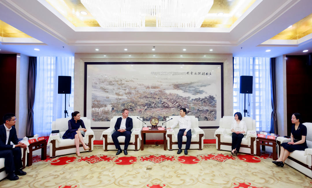 30亿元+1亿美元!两项目同日签约落户太仓