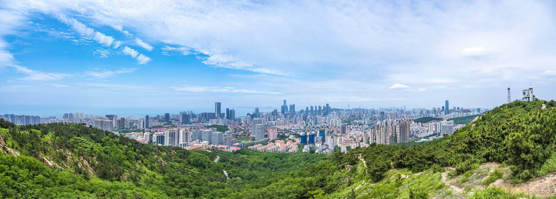 观景台上眺望青岛，发现城市中不一样的美