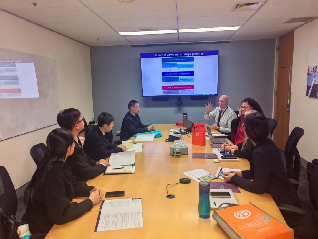 天门杭州华泰中学国际教育部团队与SRR考核团队交流考核条款