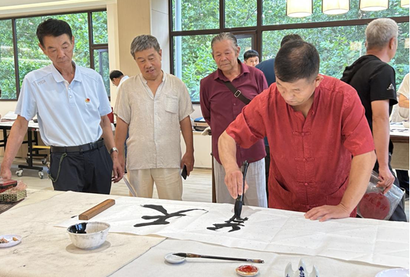 “八一建军节”——乐仁恒颐致敬最可爱的人